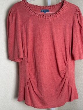 Democracy Women's M Coral Pink Short-Sleeve Knit Top Closet Staple Modest